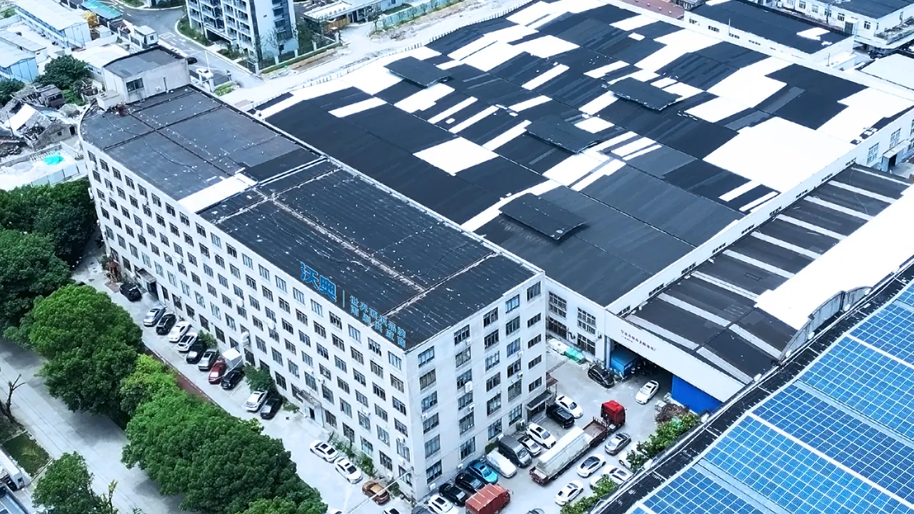 沃奥雨刷品牌与工厂升级