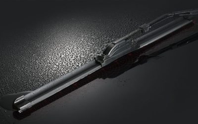 如何正确使用刮水器和雨刮器？